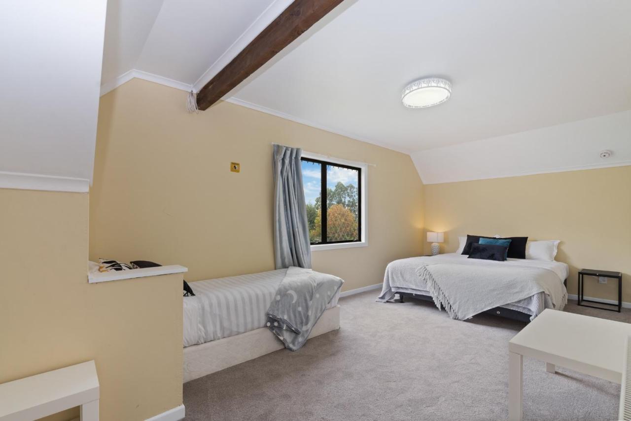 רוטורואה Skyline Mountain View Lodge Up To 16 People מראה חיצוני תמונה